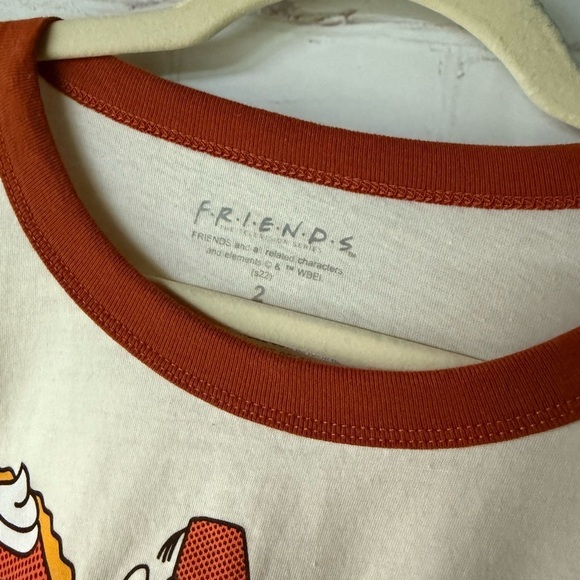 🆕 Friends Thanksgiving Classic Fit Cotton Crew Neck Tee -Torrid 2 (18/20) - Picture 4 of 5